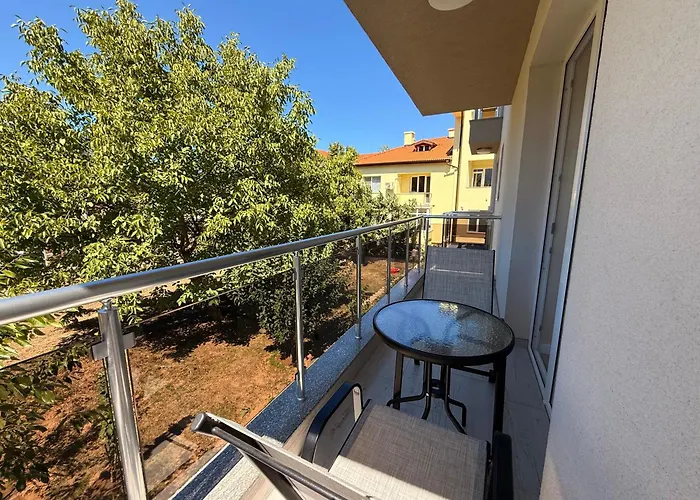 Апартамент Serenity Гоце Делчев