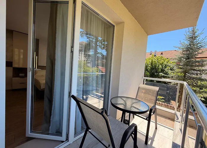 Апартамент Serenity Гоце Делчев